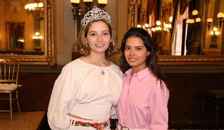  Inés González de Antuñano y Ana Ceci Oviedo.