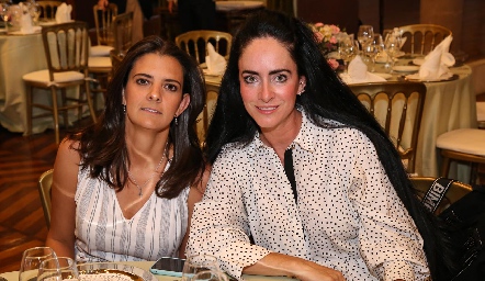  Daniela Rivero y Gabriela Herrán.
