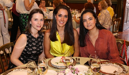  Sofia Valladares, Judith Gómez y Mariana Meade.