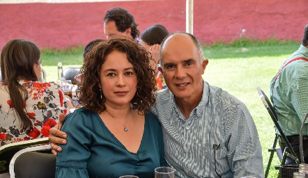  Liliana Márquez y Everardo Martínez.