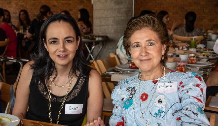  Lourdes de garza y Tere Gallegos.