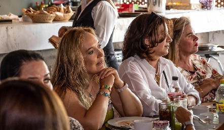 Desayuno del Día de las Madres del Fraccionamiento Campestre.