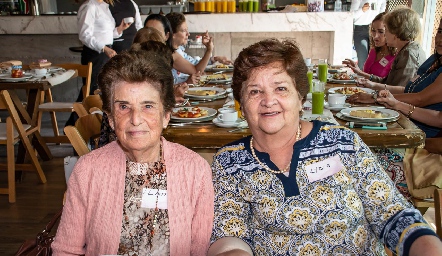  Alicia de Madrazo y Lidia Vera.