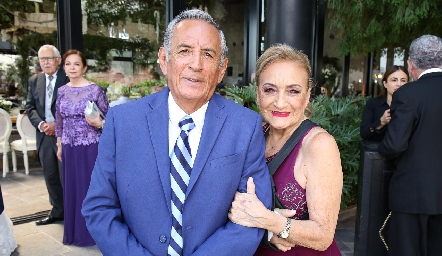  Antonio Venegas y Lucia Puente.