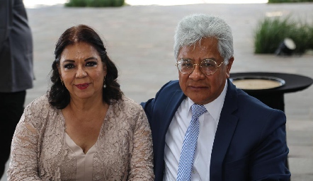  Martha Alicia García y Norberto Acebedo.