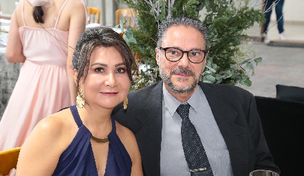  Silvia Andrade y Luis Sifuentes.