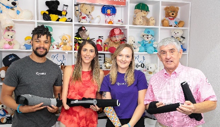  Nate Macabuag, María Fernanda Valdez, Nicole Brennan y Gerardo Manuel García.