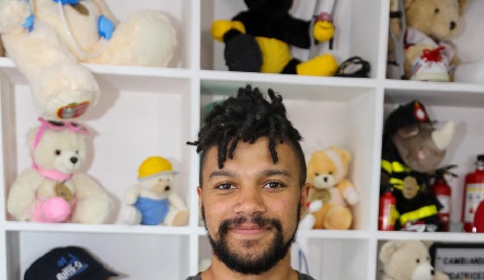  Nate Macabuag.