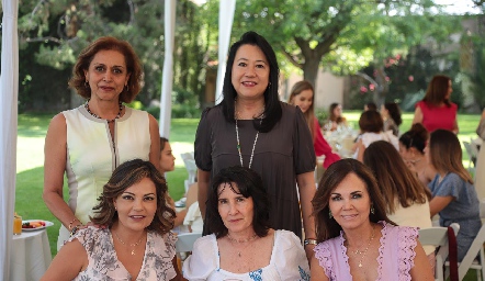  Consuelo Rodríguez, Diana Iwadare, Kikis Fernández, Lula López y Elsa Tamez.
