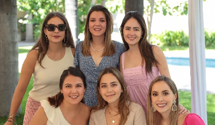  Isa Castelo, Mimí Navarro, Pau Aldrett, Diana Villanueva, Bárbara Mahbub y Laura Bravo .