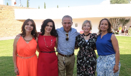  Mary Araiza, Lorena Chávez, Mauricio Alemán, Edith Salinas y Guillermina García.