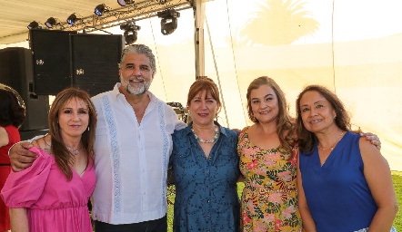  Lourdes Espinoza, Juan Carlos Leiva, Fátima Robledo, Rosantina Reyes y Edith Salinas.