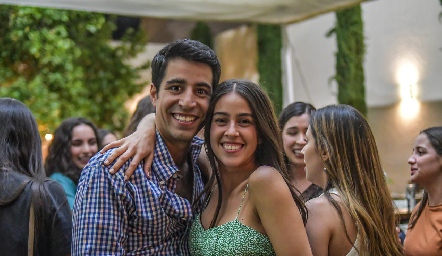 Fiesta de compromiso de José Manuel Lázaro y Natalia Navarro.