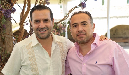  Fernando Galarza y Christian Esqueda .