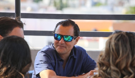  Eduardo González.