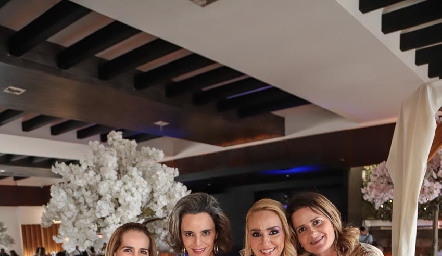  Jennifer Colles, Sonia Naif, Melisa Fernández y Alejandra Celis .