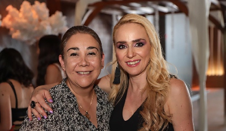  Claudia López y Melissa Fernández .
