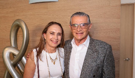 Lucia Lozano y David Galarza.