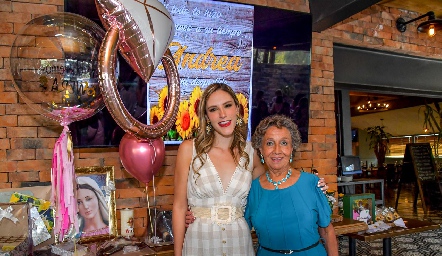 Andrea González y Celia Díaz de León.