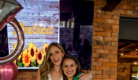 Andrea y Elizabeth Ramos.