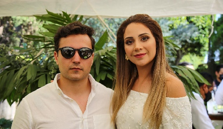  Omar Payán y Evelyn Arredondo .