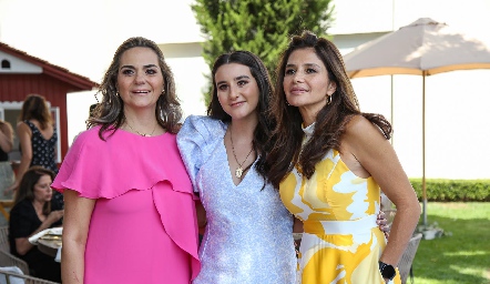  Claudette Mahbub, Claudette Villasana y Guille de los Santos.