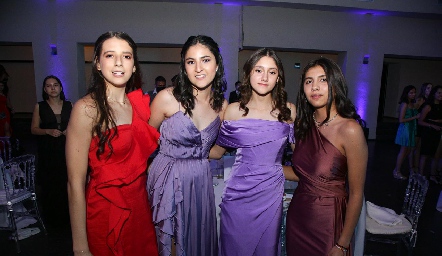  Nuria, Paola, Ximena y Lourdes.