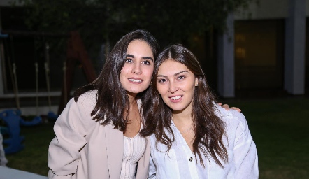  Mariana Rodríguez y Liliana Medina.