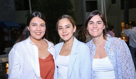  Diana Villanueva, Bárbara Mahbub y Lucrecia García.