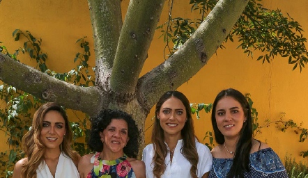  María Andrea Ramírez, Ale Labastida, Elisa Ramírez y Andrea Espinosa.