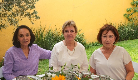  Xenia Bandín, Ana Luisa Faz y Concha Lupe Nava.