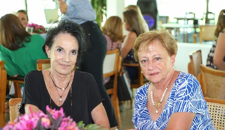  Leticia Nieto y Elba Garza.