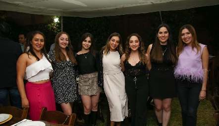  Mely Castillo, Marijo Medellín, Paola Álvarez, Ale Román, Dany Román, Jimena Stack y Ximena Pozos.