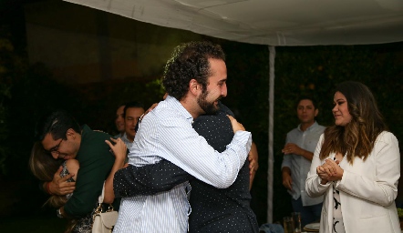  Felicitando a José Carlos.