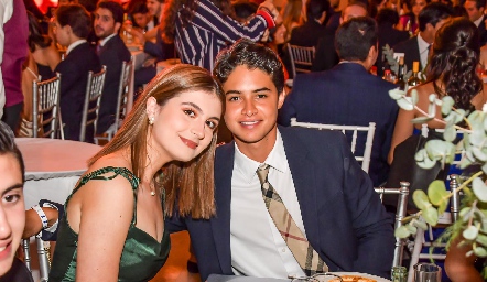  Ana Rebeca y Nicolás.