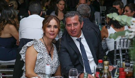  Gaby Aranda y Gustavo González.