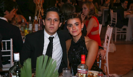  Rolando Fernández y Miranda Pizzuto.