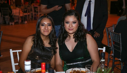  Carla Aguilar e Isabela Soto.