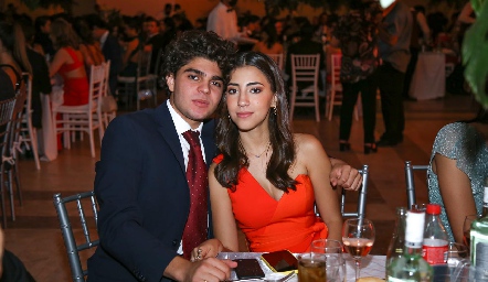  César Morales y Constanza Castanedo.