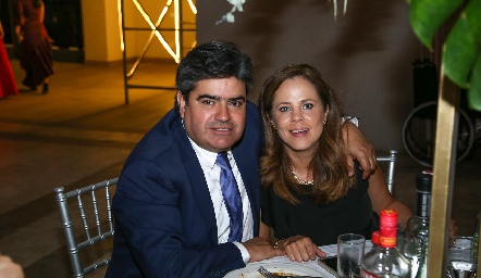  Francisco Leos y Patricia Fernández.