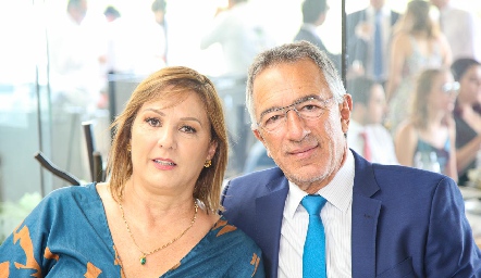 Catherine y Alejandro Abud.