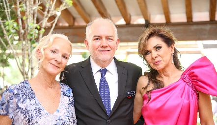  Kathy Kitterman, René Padilla y Elia de Padilla.