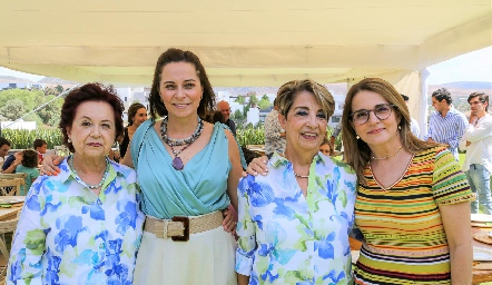  Eva Pardo, Verónica Anaya, María del Carmen Anaya y Gabriela de la Hoz.