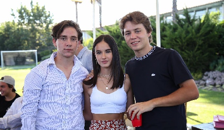  Jacobo Payán, Vale Herrera y Nicolás Cué.