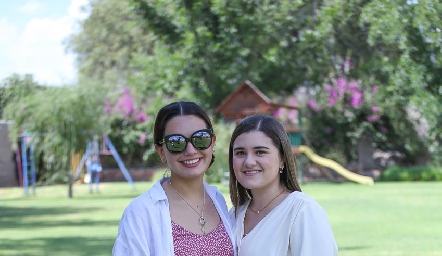  Montse Hampshire y Christianne Cambeses.