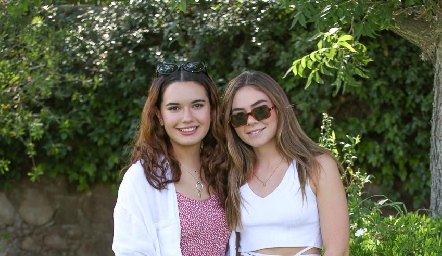  Montse Hampshire y Carmina Navarro.