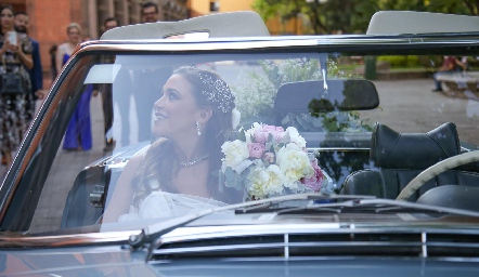  María José muy bella novia.