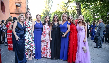  Montse Lozano, Paulet Lozano, Lorena Sánchez, Lore, Danitza Lozano, Patricia del Bosque, Miriam y Karla Huber.