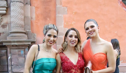  Cristina Kasis, Ana Gaby Ibarra y Ana Sofía Solana.