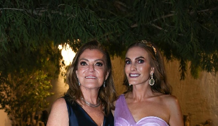  Montse Lozano y Karla Huber.